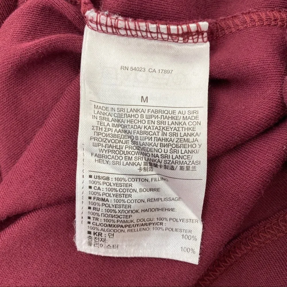 Banana Republic Maroon 1/4 zip quilted sweatshirt size medium
